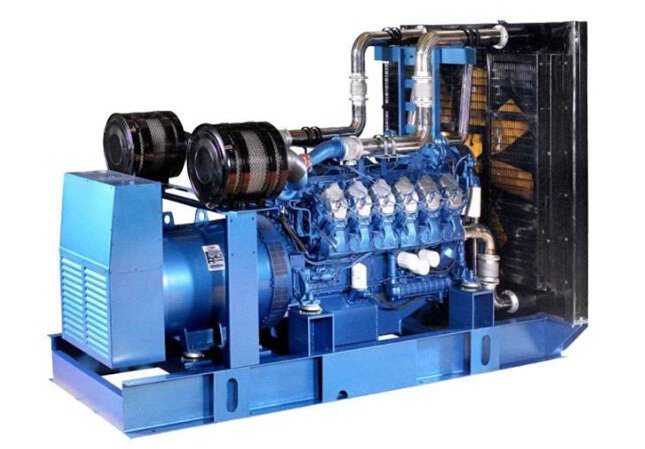 吉林康明斯30kw小型柴油二手发电机组